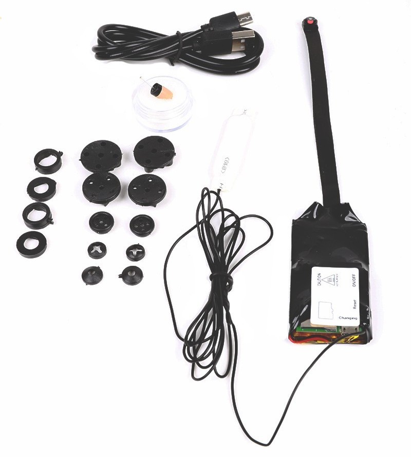 kamera s rupicama na gumbu + špijunska slušalica za tekstualne ispite