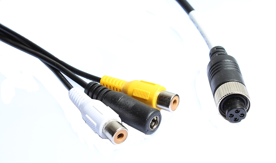 spojni kabel za reverzibilne setove od cinch do 4pin